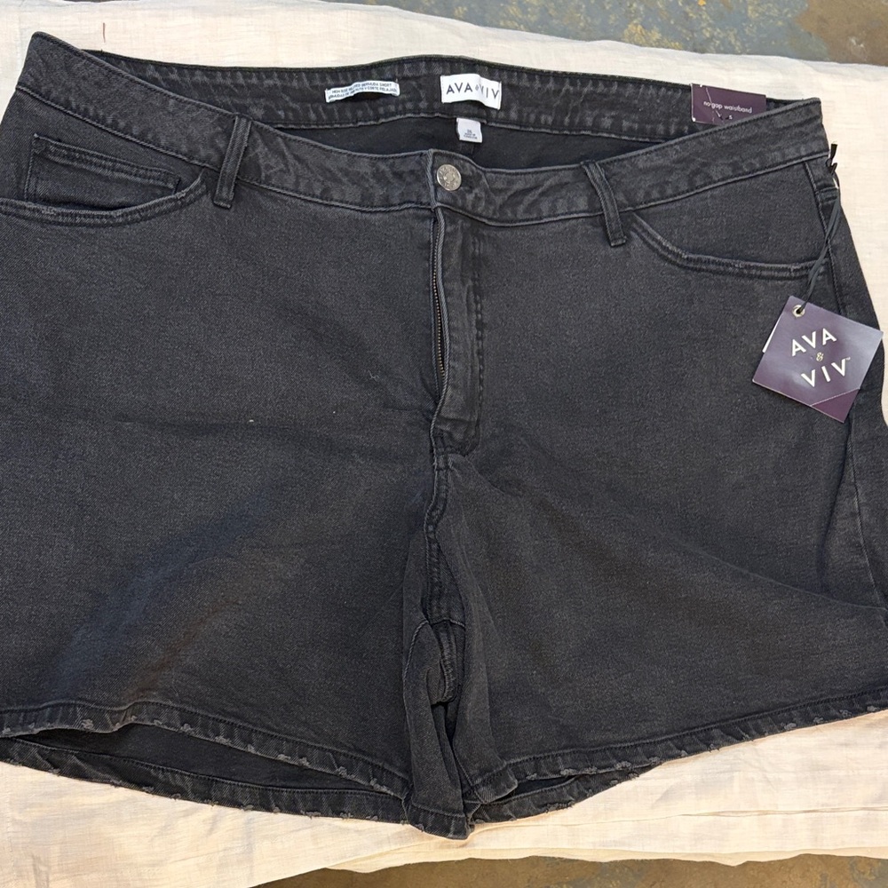Bermuda Jean Shorts